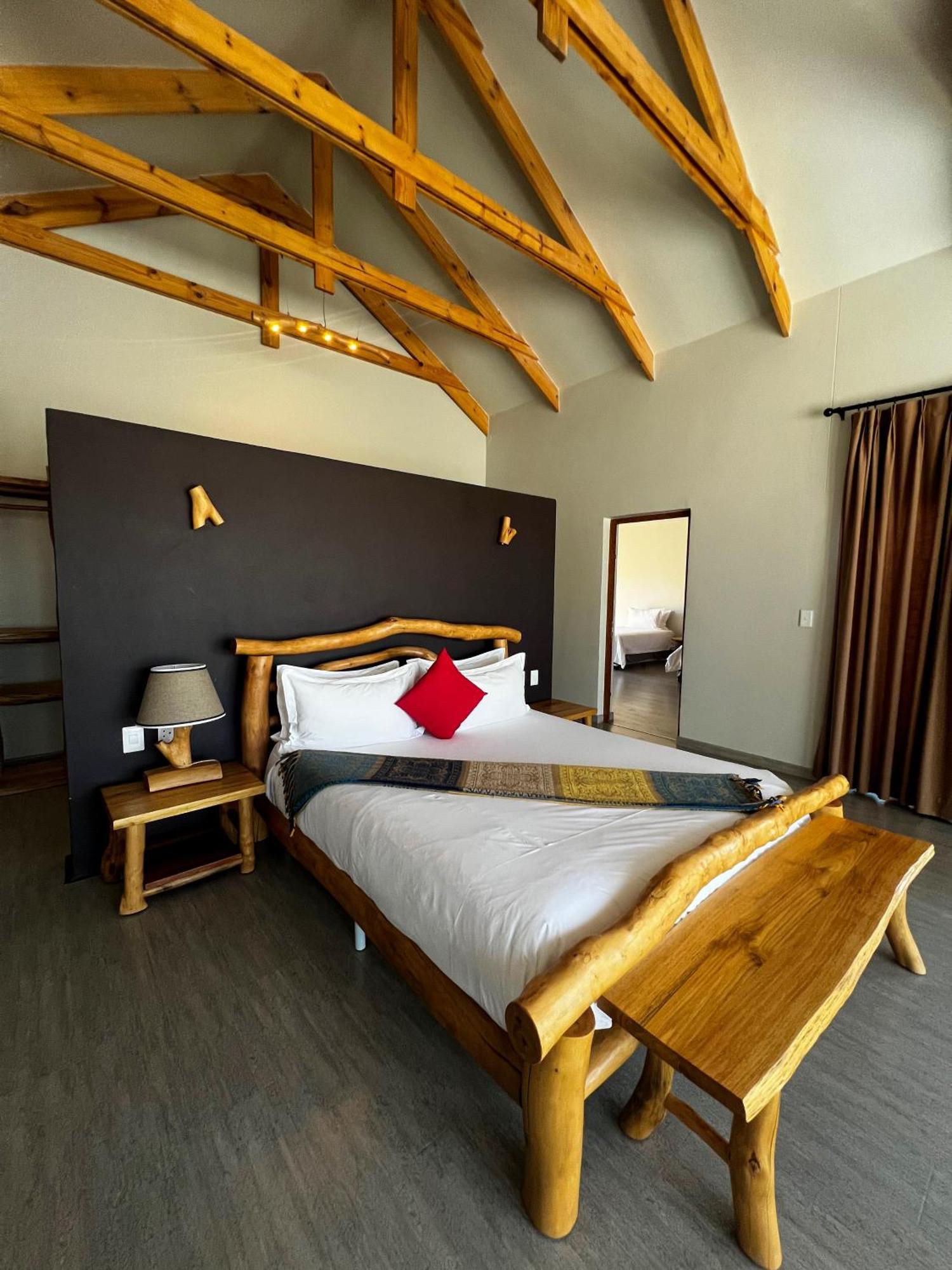 Agama Lodge Solitaire Exterior photo